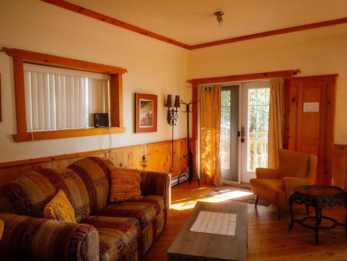 Chambre d’hôte pour 2 personnes, avec vue ainsi que terrasse et vue sur le lac, animaux acceptés dans Sainte-Rose-du-Nord - 4