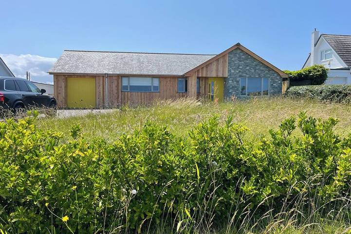 Holiday rental for 8 people in Constantine Bay
