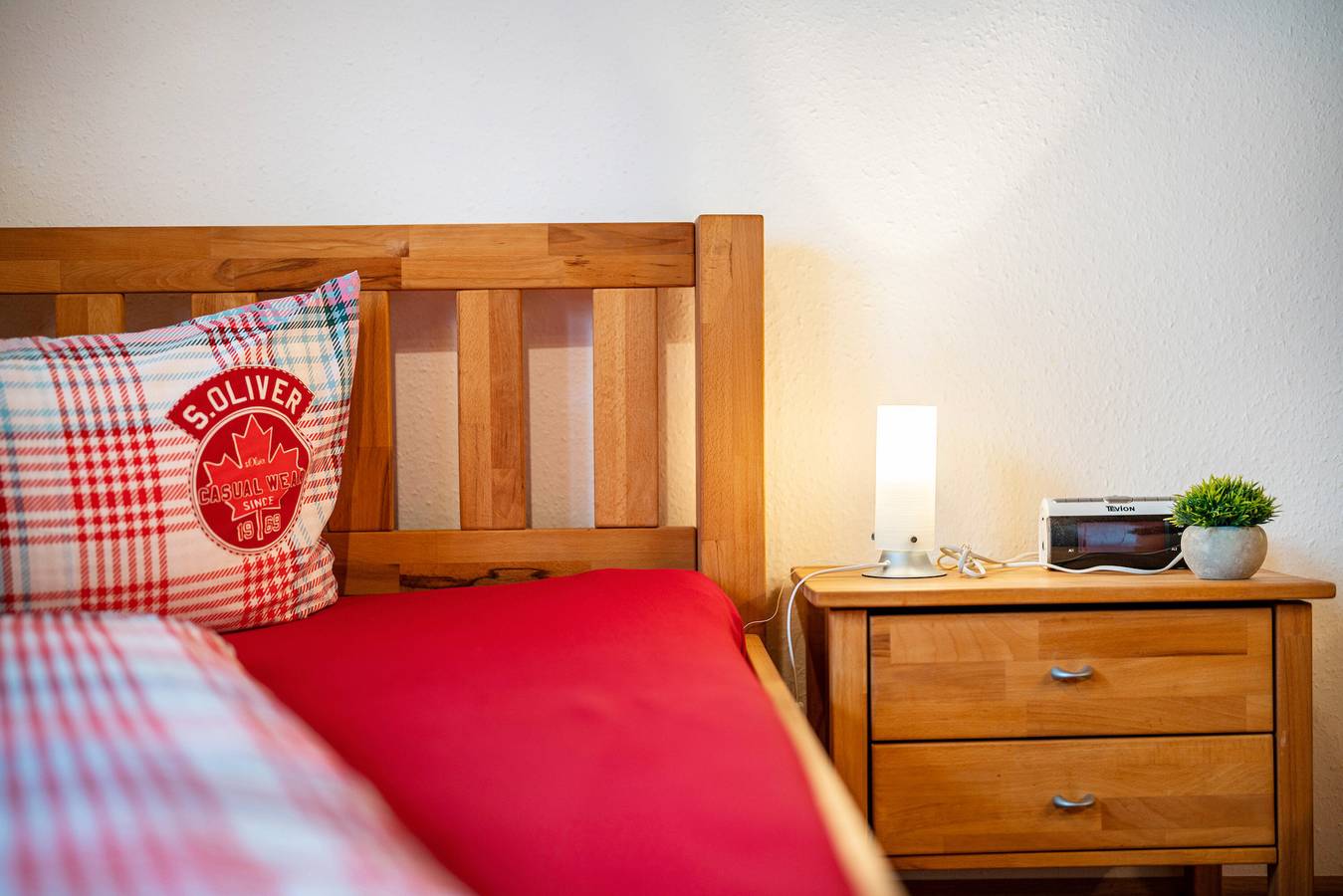 Ganze Wohnung, Ferienwohnung 'Einzelzimmer' mit Bergblick, Gemeinschaftsterrasse und Wi-Fi in Suedlicher Schwarzwald, Todtnau