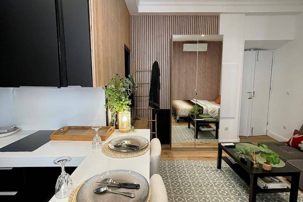Ganze Wohnung, Studio de Charme en Hypercentre D'ajaccio in Ajaccio, Golfe D'Ajaccio