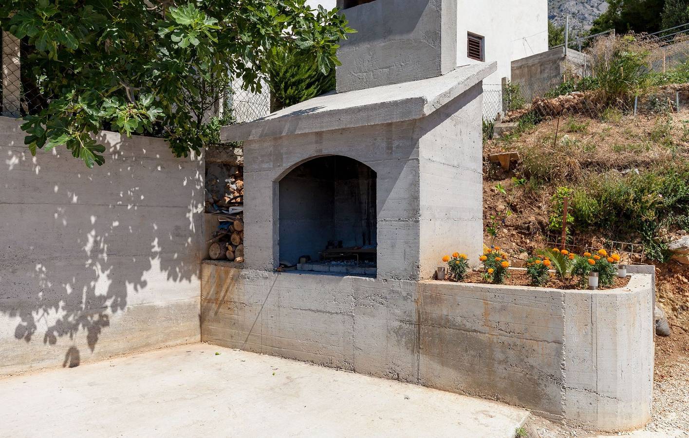 Ganze Wohnung, Studio Appartement mit Terrasse und Meerblick Stanici, Omis As-17894-b in Stanici, Omis-Riviera