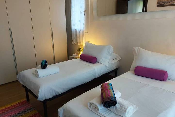 Apartamento entero, Bnbook-Métropolitain Expo 6-Room Apartment (Two-Bedroom) in Ρ, Provincia de Milan