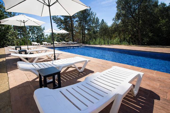 Casa rural para 24 personas, con Balcón además de Terraza y Jardín en Gualba - 2