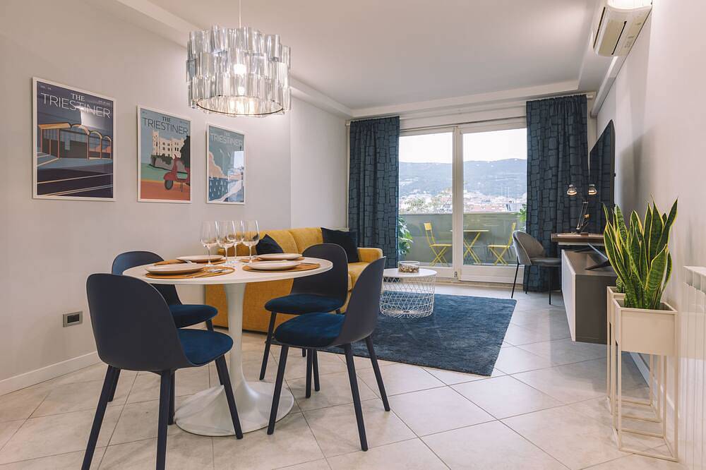 Ganze Wohnung, Exclusive Suite with Terrace/Ultra Wi-fi/Free Parking in Triest, Triest Provinz