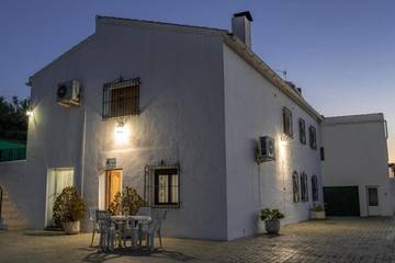 Casa rural para 4 personas, con jardín además de piscina y vistas en Moratalla