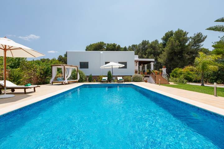 Villa pour 6 personnes avec terrasse in Santa Gertrudis de Fruitera, Santa Eulària des Riu