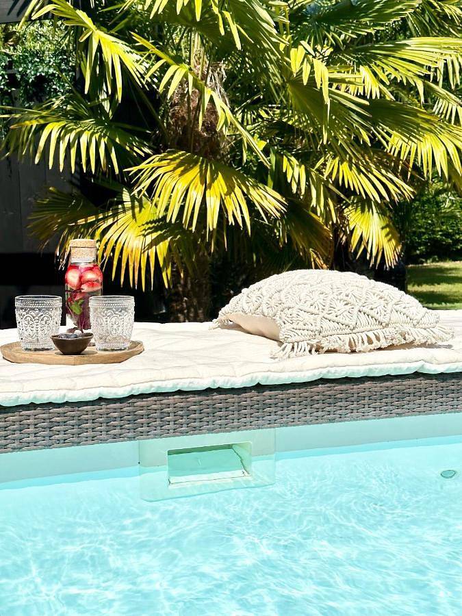 Double Room with Pool View in Barbizon, Parc naturel régional du Gâtinais français