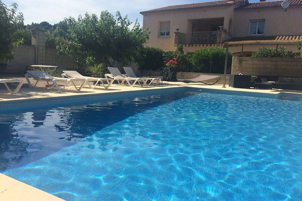Apartamento entero, Turista amueblado 3 *** en Villa piscina cerca de Avignon in Pujaut, Region de Nimes
