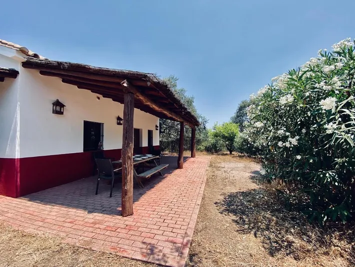 Casa rural para 8 personas, con jardín además de piscina y vistas, Se admiten mascotas - 1