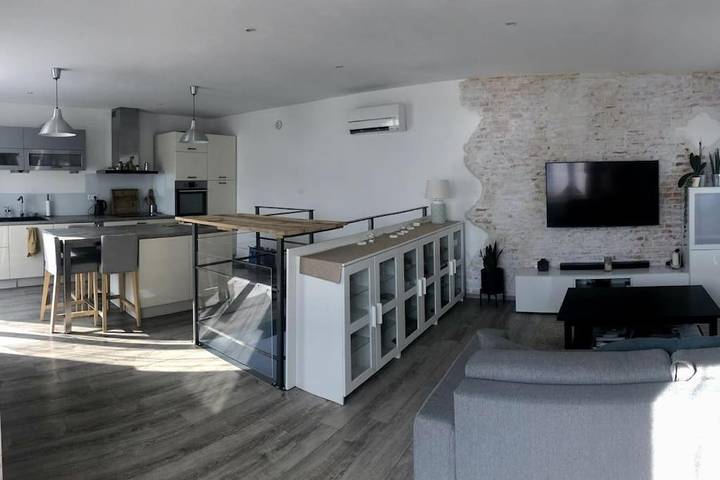 Location de vacances pour 4 personnes, avec balcon ainsi que piscine et jardin à Vals-les-Bains - 4