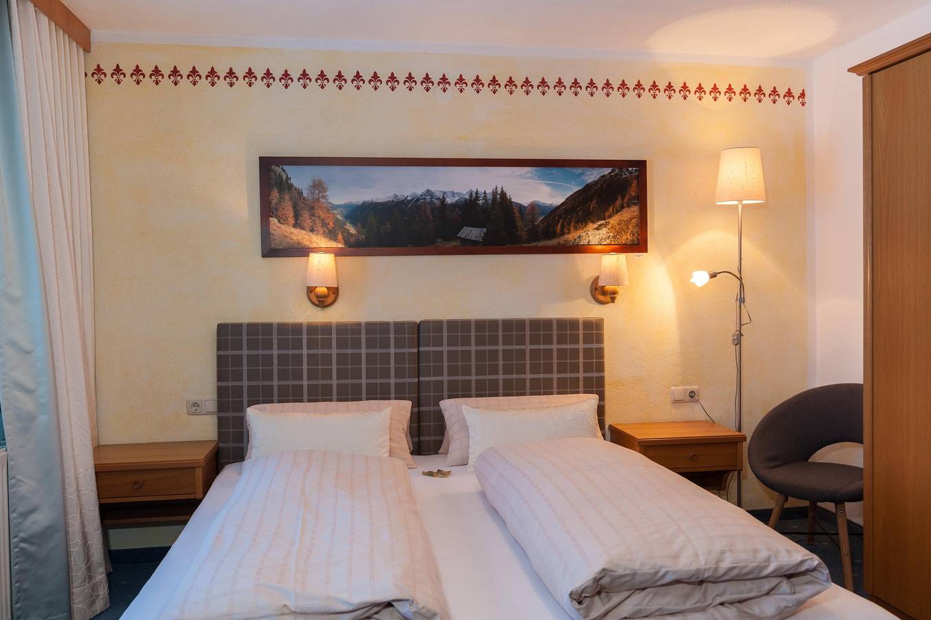 Ganze Ferienwohnung, Doppelzimmer mit Dusche, Wc in Kappl, Verwall