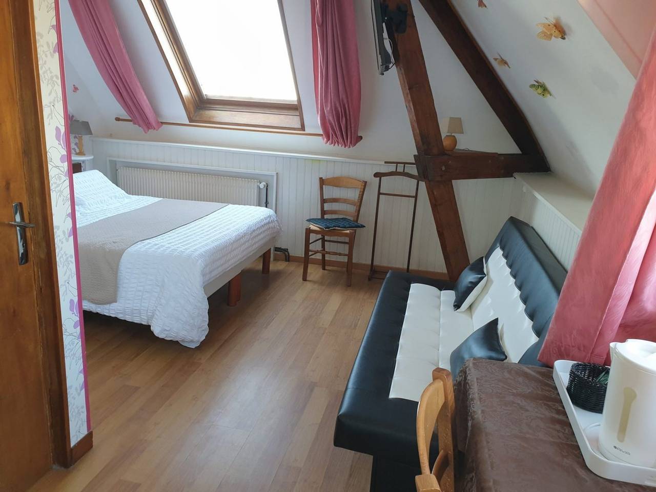 Ferme des 4 Vents - Chambre Autan in Audinghen, Région de Boulogne-sur-Mer