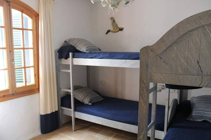 Location de vacances pour 8 personnes, avec piscine à Son Parc - 2