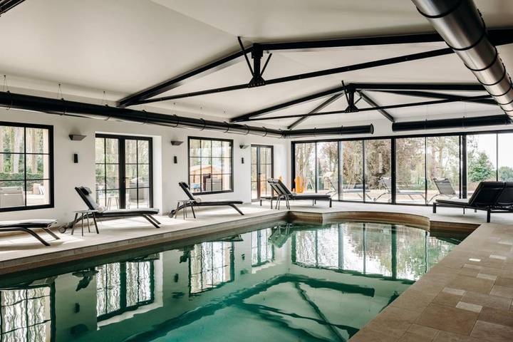 Maison de vacances pour 14 personnes, avec Terrasse et Jardin ainsi que Piscine et Sauna à Villerville