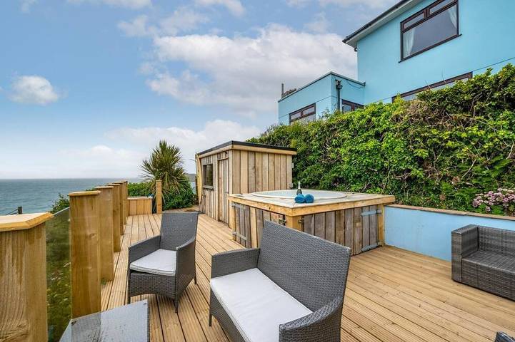 Log cabin for 10 people, with Hot tub and Garden in Woolacombe