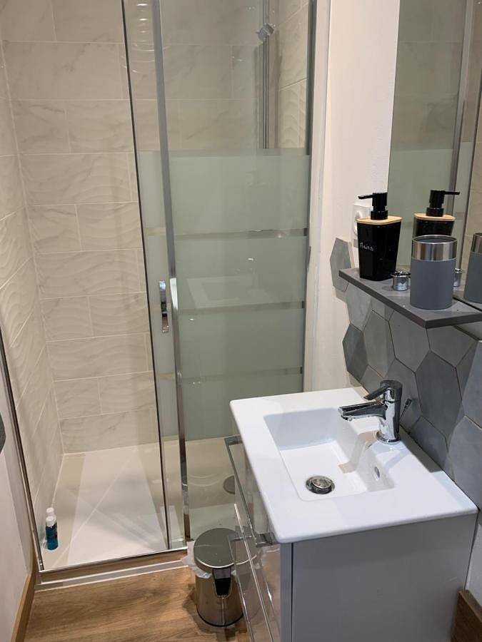 Gîte pour 2 personnes, avec terrasse à Castelginest - 4