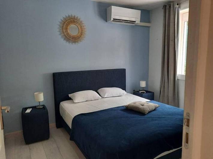 Location de vacances pour 8 personnes, avec piscine et terrasse ainsi que vue et jardin, animaux acceptés à Venelles - 2
