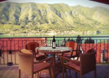 Gîte pour 2 personnes, avec terrasse et vue à Kotor