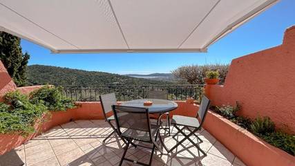 Ferienhaus für 4 Personen, mit Pool und Terrasse, mit Haustier in Grimaud