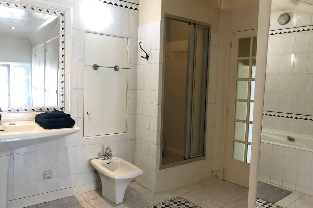 Ganze Wohnung, Charming old Chinon apartment 80 m2 Redone in Chinon, Loire-Tal