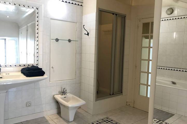 Gîte pour 5 personnes, avec balcon à Chinon - 4