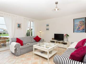 Villa for 8 People in L'Aiguillon-sur-Vie, Loire Valley, Photo 1