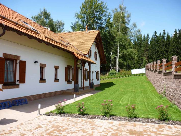 Ferienwohnung für 8 Personen, mit Balkon und Garten sowie Sauna in Lipno - 4