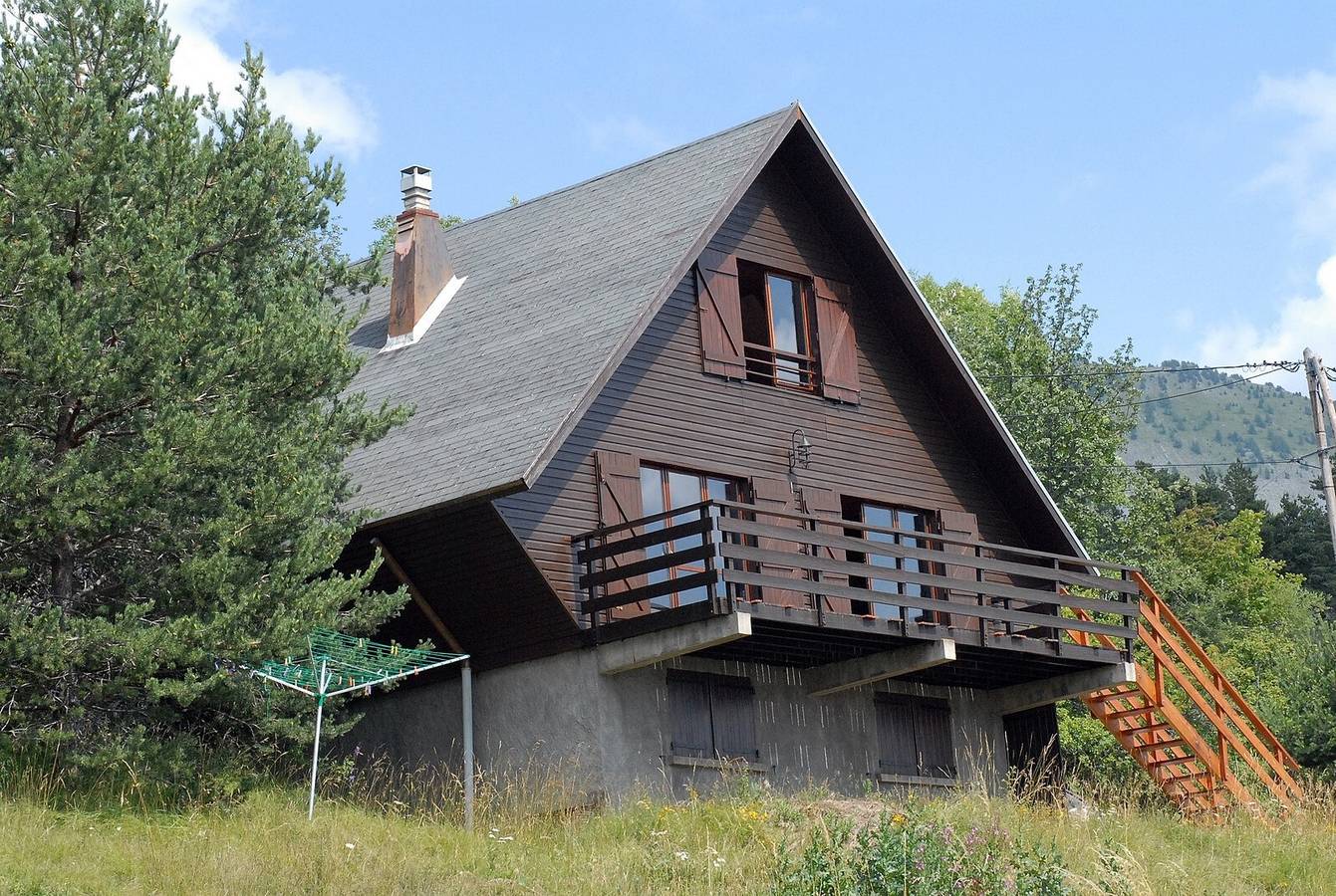 Chalet mit Bergblick, privatem Garten und Balkon in Seyne, Alpes-de-Haute-Provence