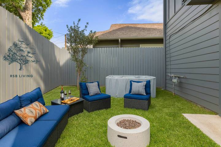 Vacation house for 9 people, with balcony, kid friendly in Houston