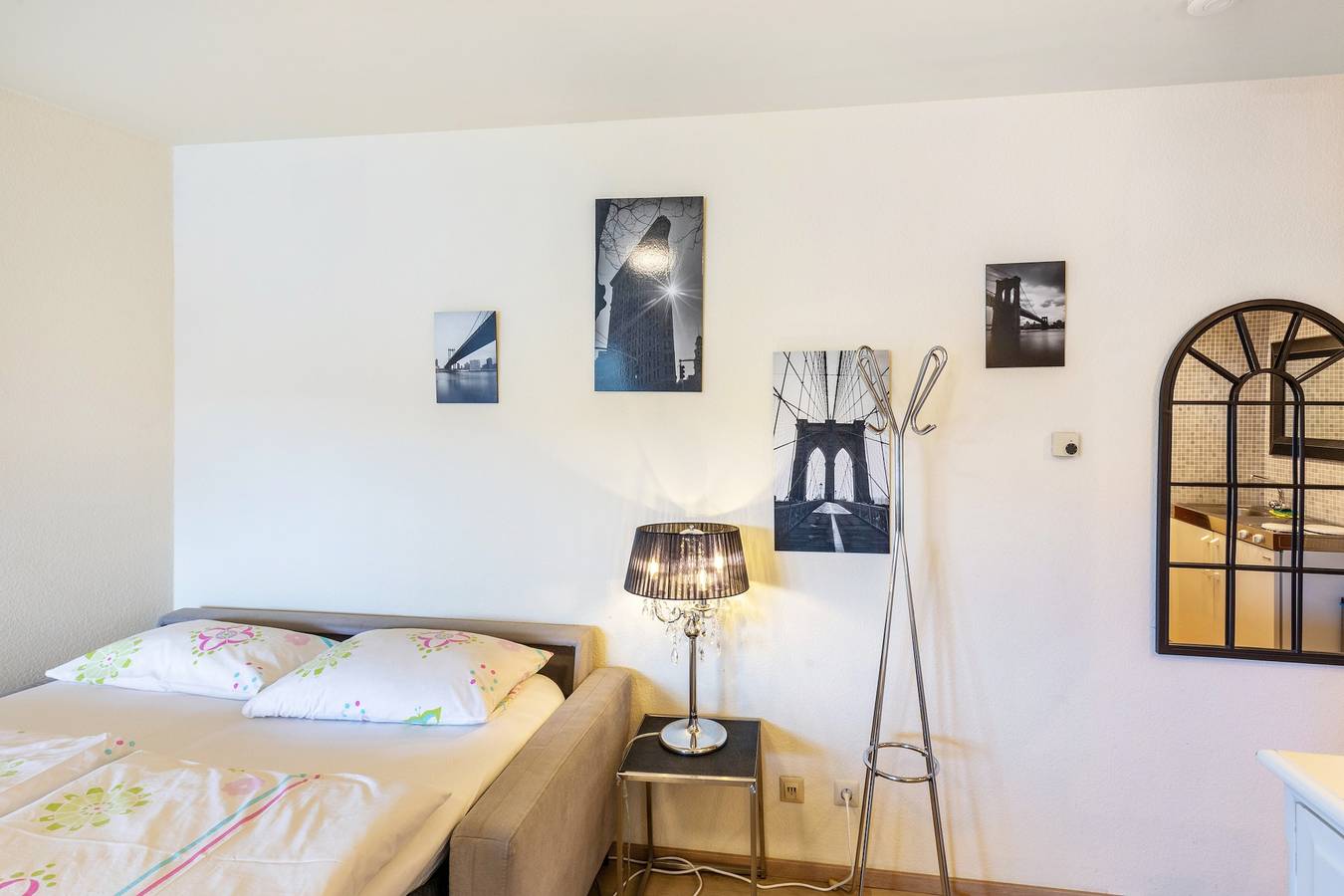 Ganze Wohnung, Ferienwohnung 'Rheinapartment Dependance 8' mit Balkon und Wlan in Bad Hönningen, Osteifel