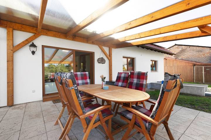 Ganze Wohnung, Apartment 'Am Gallowayhof' mit privater Terrasse, privatem Garten und Wlan in Oberuckersee, Uckermark