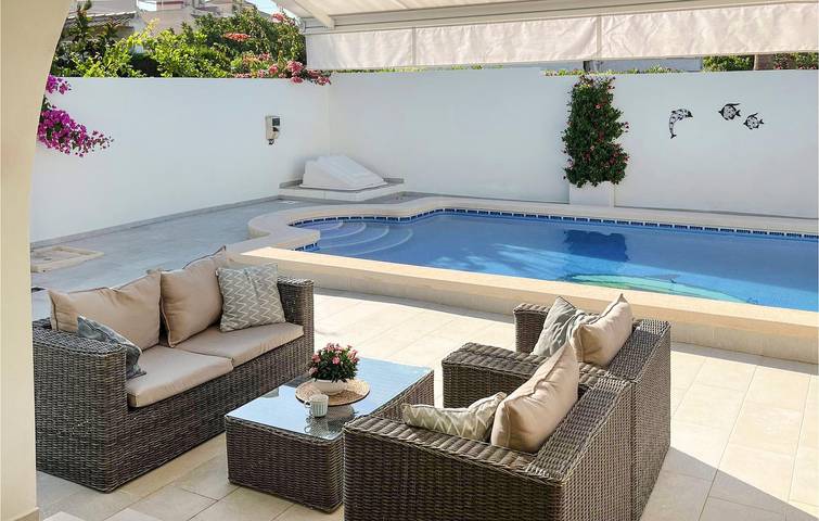 Ferienhaus für 8 Personen, mit Terrasse und Pool in Torrevieja - 2