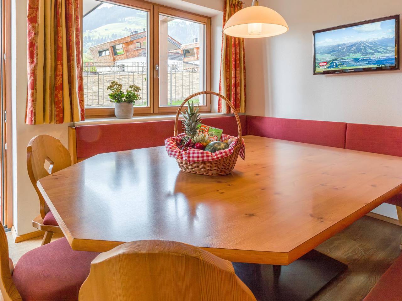 Geheel appartement, Appartement met wellness bij de gondel in Brixen im Thale, Kaisergebirge
