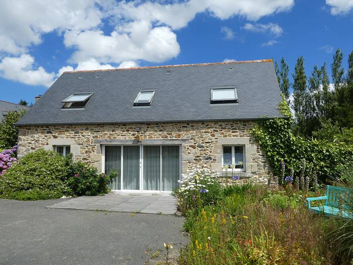 Gîte pour 5 personnes, avec terrasse et jardin à Coatréven - 2
