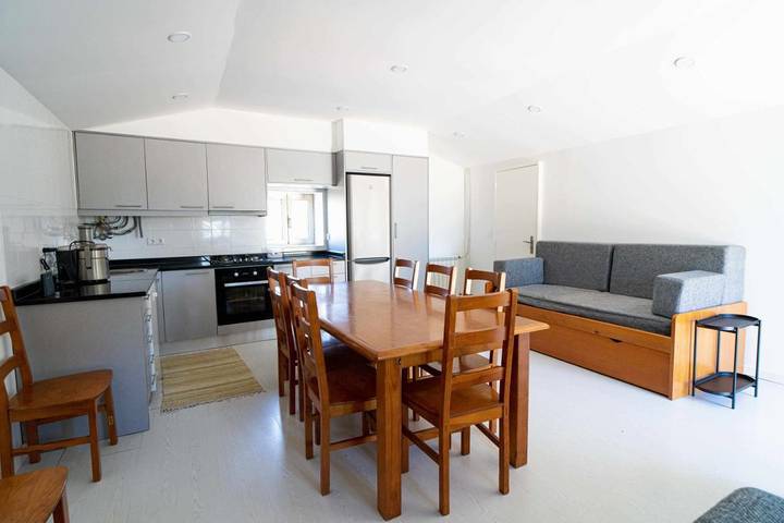 Gîte pour 4 personnes, avec terrasse ainsi que vue et jardin, animaux acceptés à Vila Flor - 4