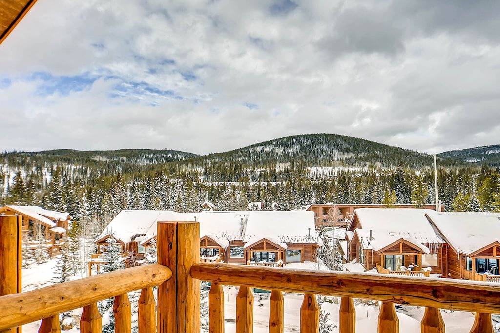 Vacation House for 14 Guests in Winter Park, Arapaho National Forest