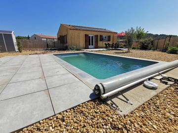 Gîte pour 4 personnes, avec jardin et piscine à Félines-Minervois