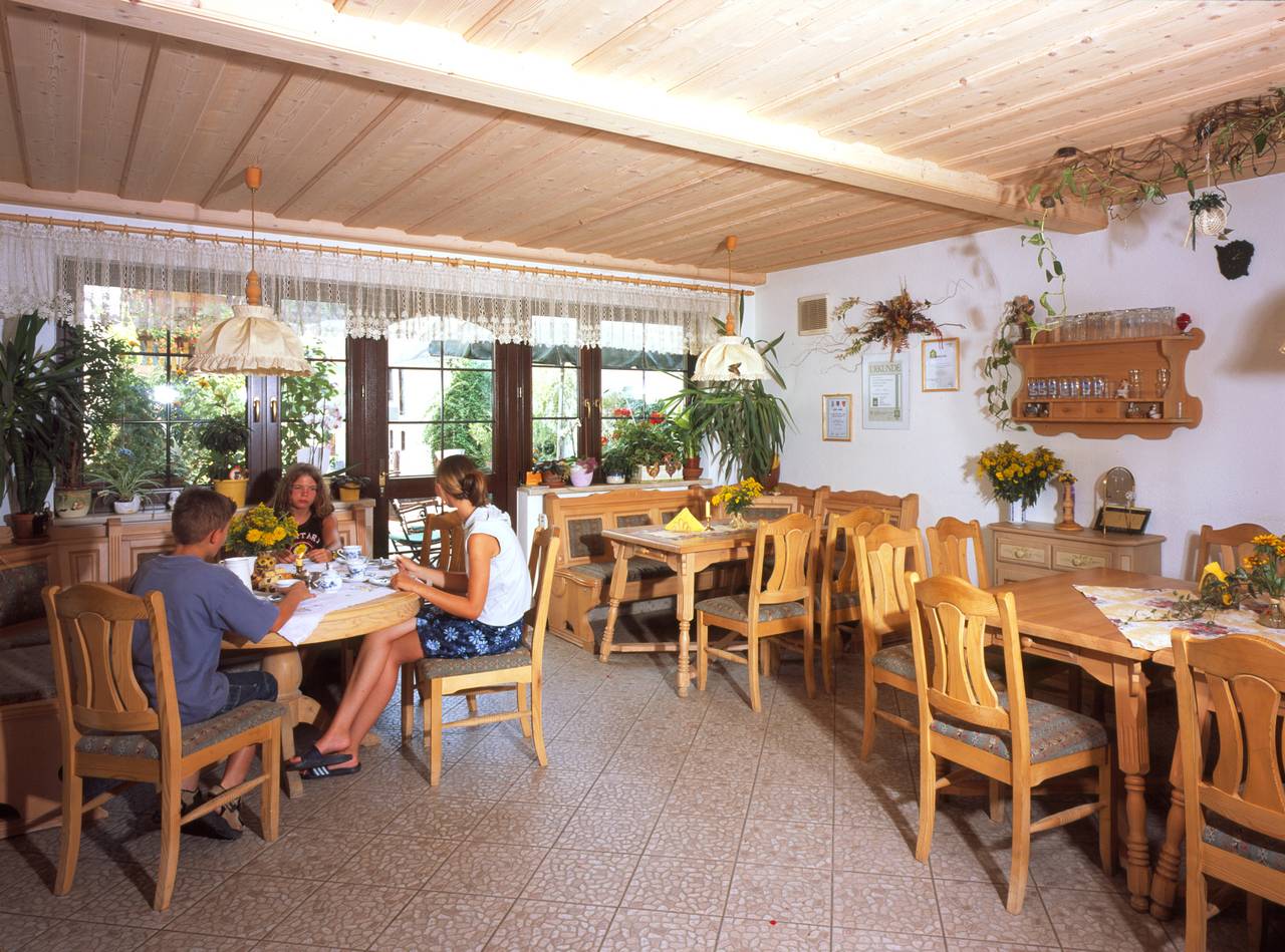 Ganze Ferienwohnung, Landpension Risch - Doppelzimmer in Wolfsberg, Thüringer Kernland