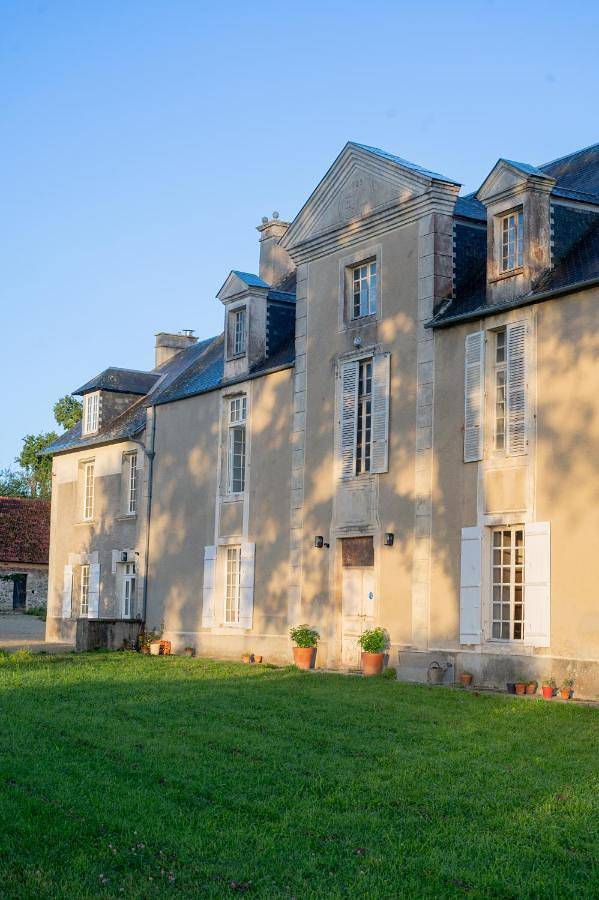 Location de vacances pour 2 personnes, avec Terrasse ainsi que Jardin et Vue à Saint-Clair-sur-l'Elle - 4