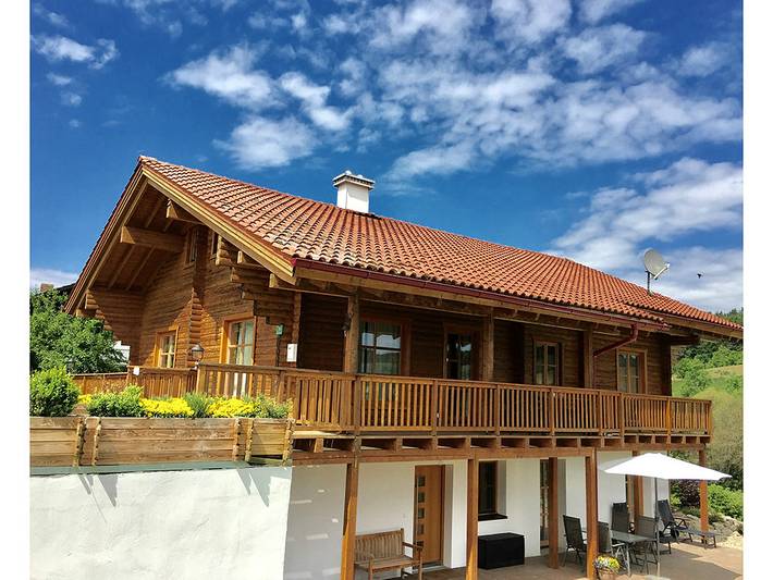 Apartamento inteiro, Chalet am Bach - Chalet mit 2 Schlafzimmern in Bad Birnbach, Bayerische Golf und Thermenland
