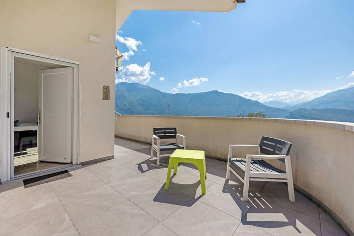 Ferienhaus für 4 Personen, mit Seeblick in Tenno - 2