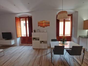 Ferienwohnung für 6 Personen, mit Balkon in Palamós
