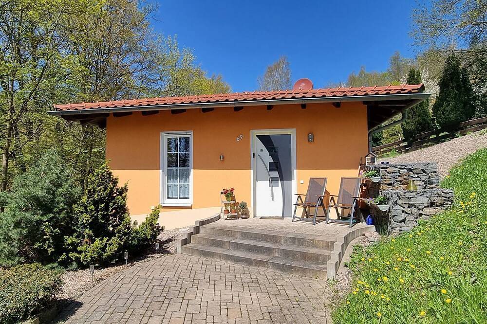 Ganze Wohnung, Ferienhaus - Bungalow - Ferienhaus in Sonneberg, Frankenwald