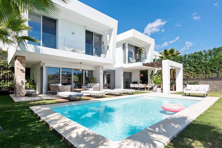 Villa pour 8 personnes, avec balcon et jardin, animaux acceptés à Marbella - 2