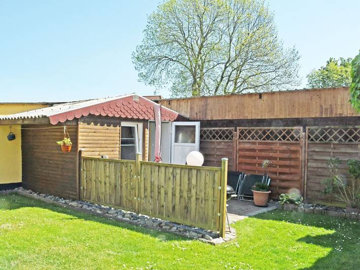 Ferienwohnung für 3 Personen, mit Garten und Terrasse in West Rügen - 2