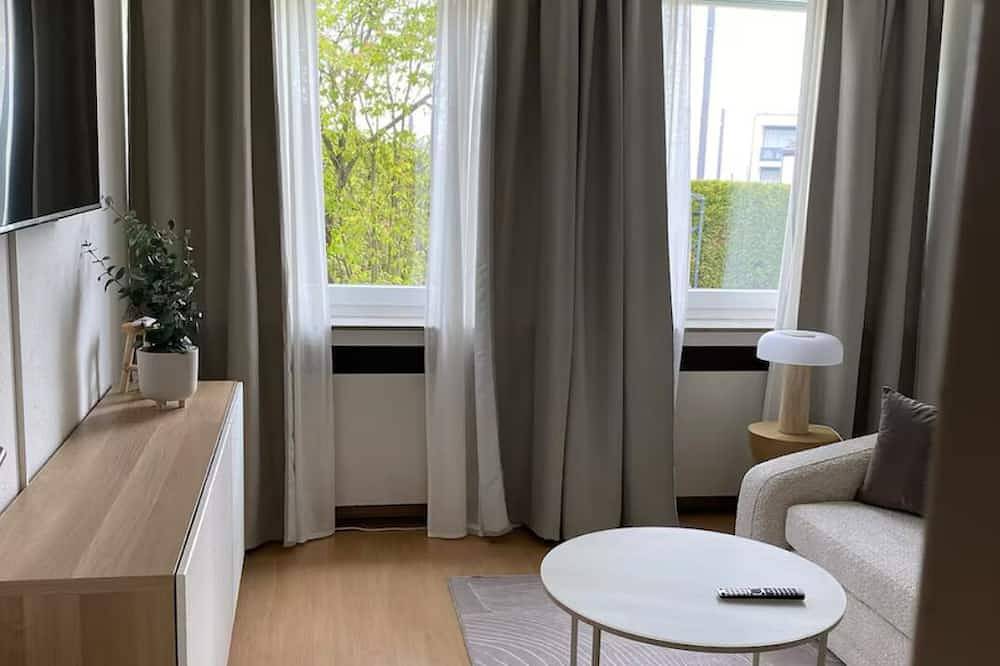 Ganze Wohnung, Cozy 1-bedroom apartment in Ulm that sleeps up to 4. Fast wifi and free parking. in Ulm, Schwaben