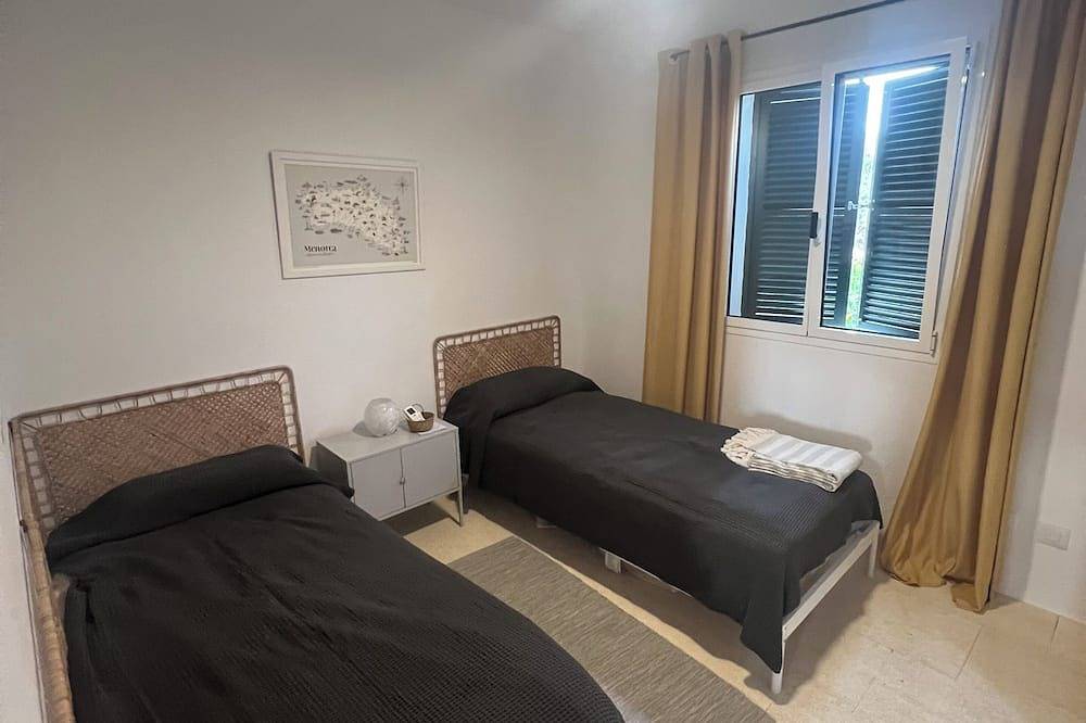Fantastic Villa in Binixica,  pool, A/C, close to beaches in Binixiquer, Maó