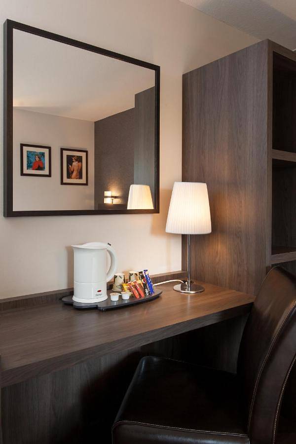 Hôtel pour 2 personnes, avec terrasse à Morangis - 4