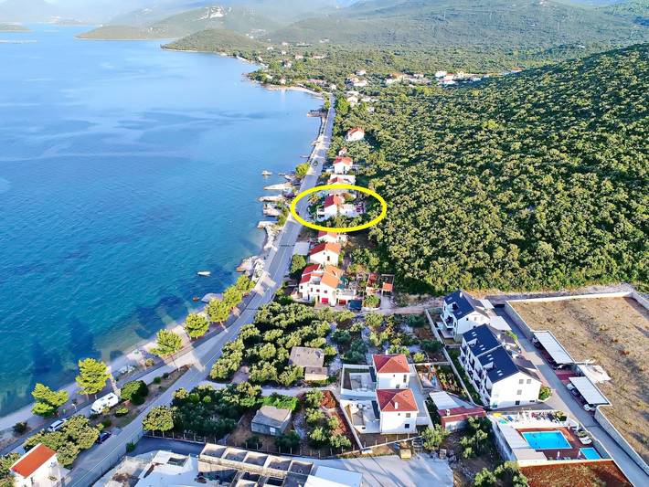 Gîte pour 4 personnes, avec balcon, adapté aux familles à Drače