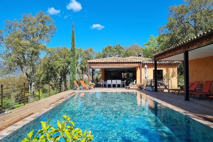 Villa pour 13 personnes, avec jardin et balcon - 1